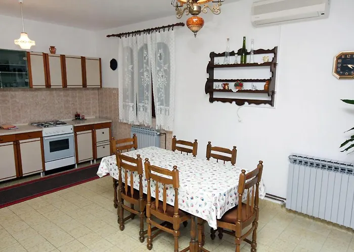 Gornja Vala 4890a Appartamento Drvenik (Split-Dalmatia)