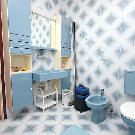 Gornja Vala 4890a 드레베니크