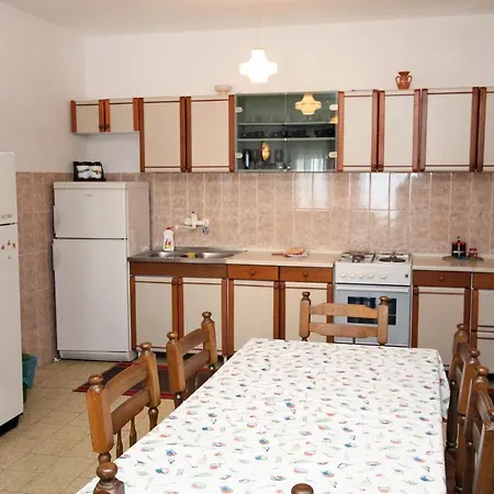Drvenik Gornja Vala 4890a